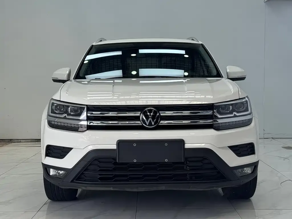 Volkswagen Tharu — фото 2