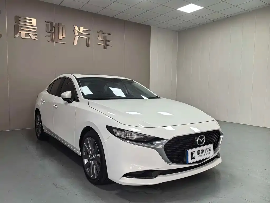 Mazda 3 Axela — фото 6