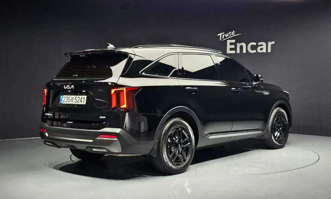 Kia Sorento — фото 3