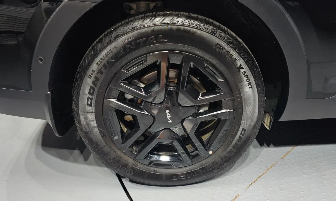 Kia Sorento — фото 4