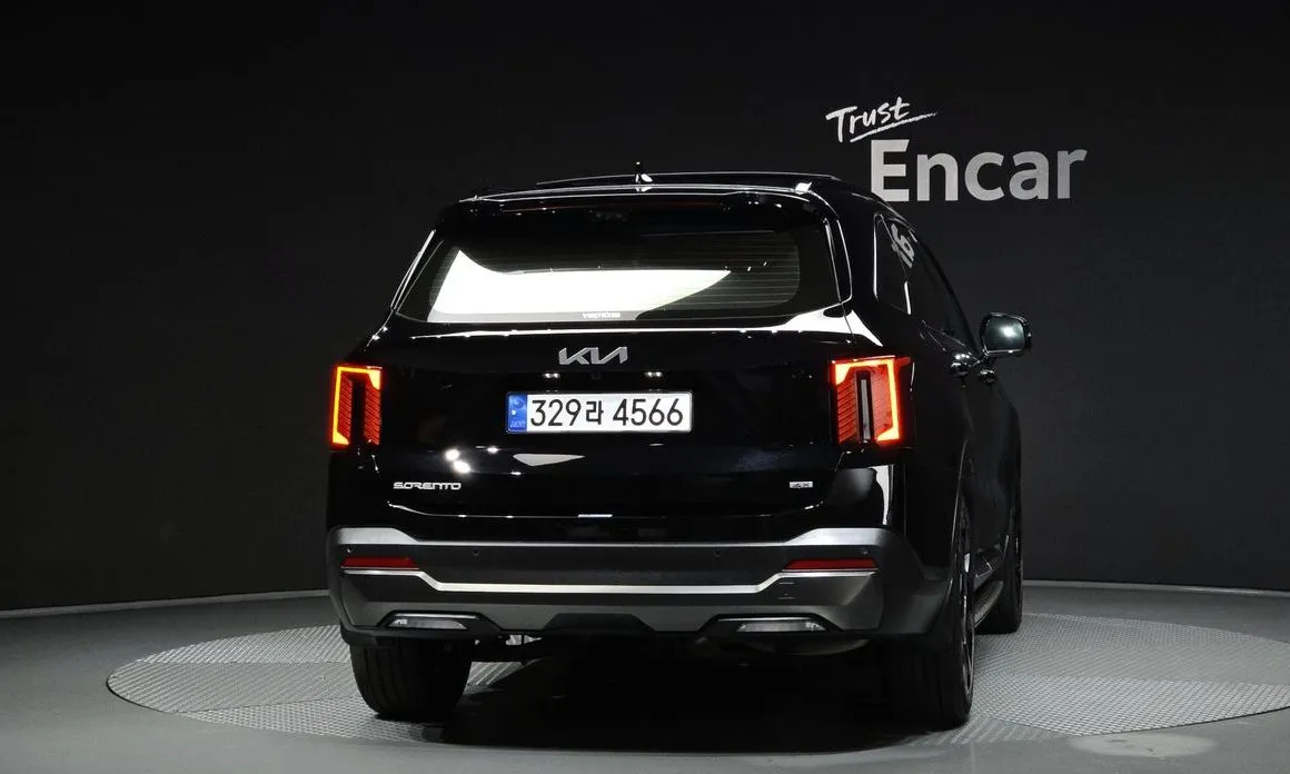 Kia Sorento — фото 8