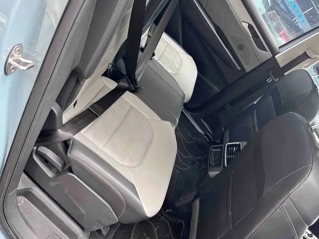 Volkswagen Tavendor 2023 из CN, фото 2