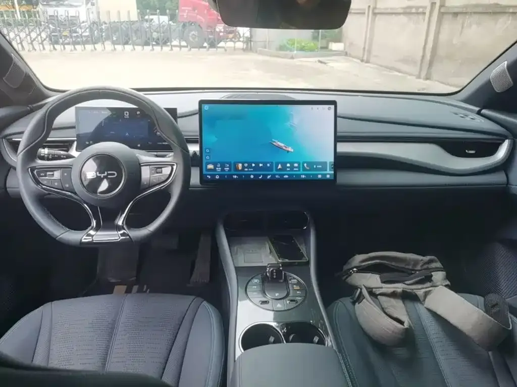 BYD Seal 06GT — фото 7