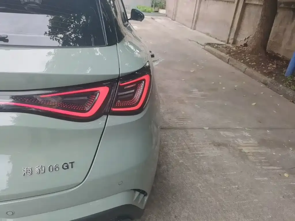 BYD Seal 06GT — фото 4