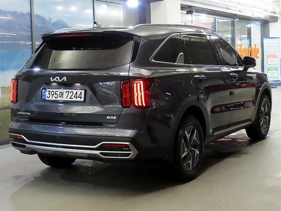 Kia Sorento — фото 9