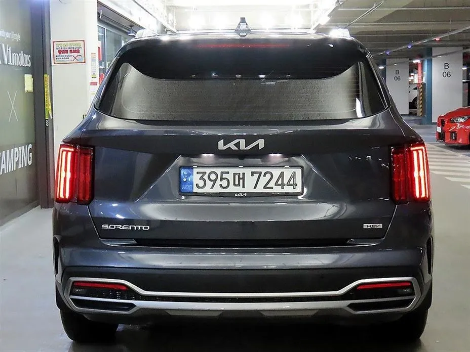 Kia Sorento — фото 5