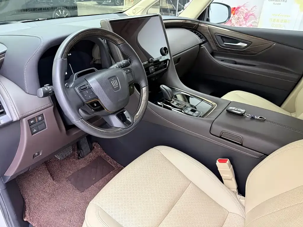 Toyota Vellfire — фото 6