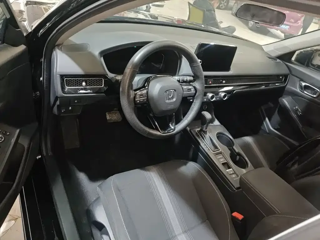 Honda Civic — фото 4