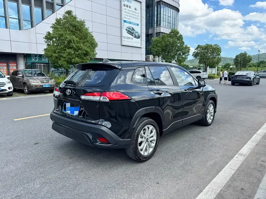 Toyota Frontlander 2024 из CN, фото 9