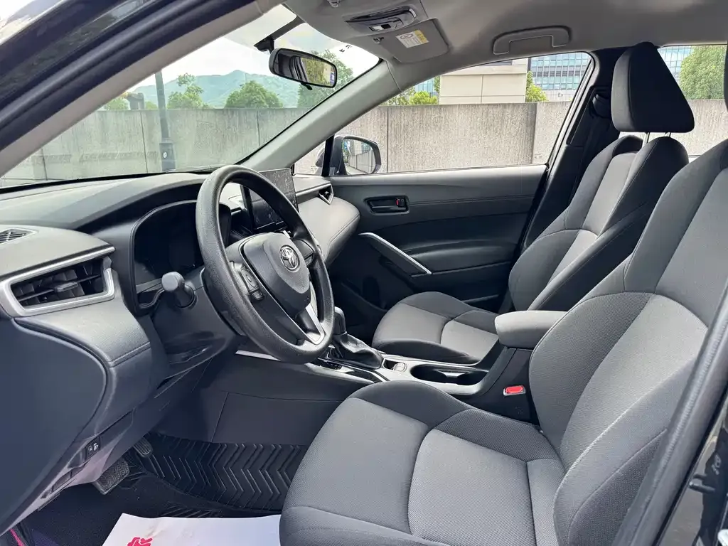 Toyota Frontlander 2024 из CN, фото 2