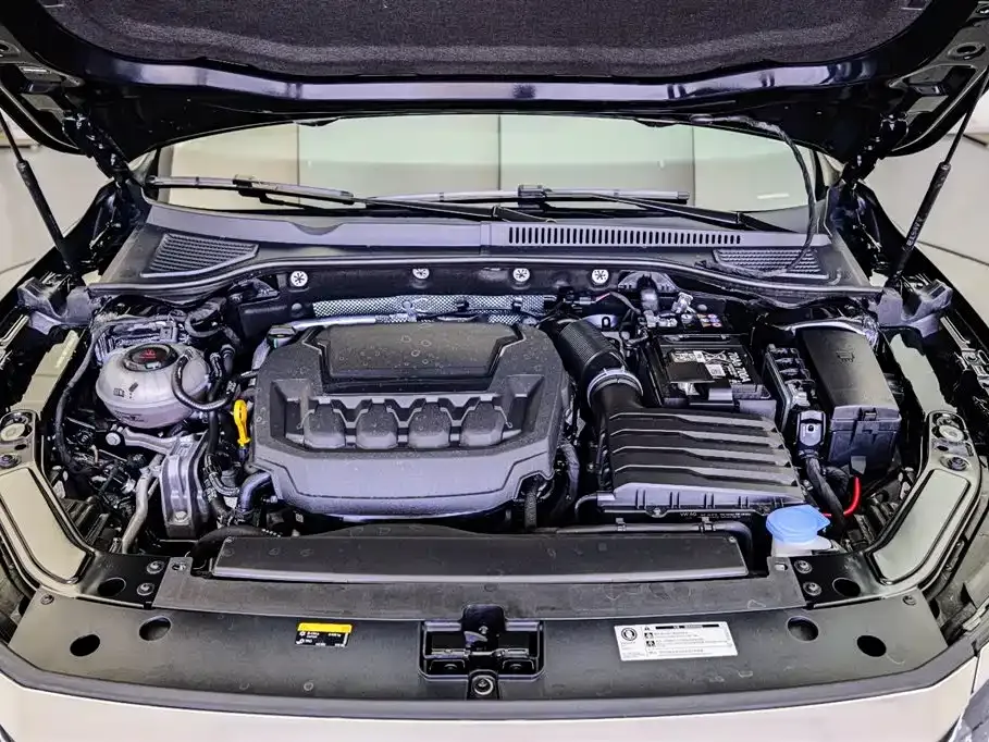Volkswagen Passat — фото 8