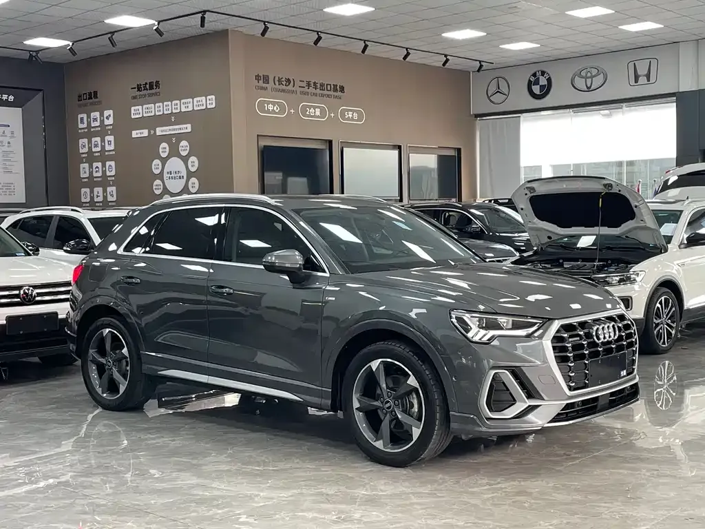 Audi Q3 — фото 9