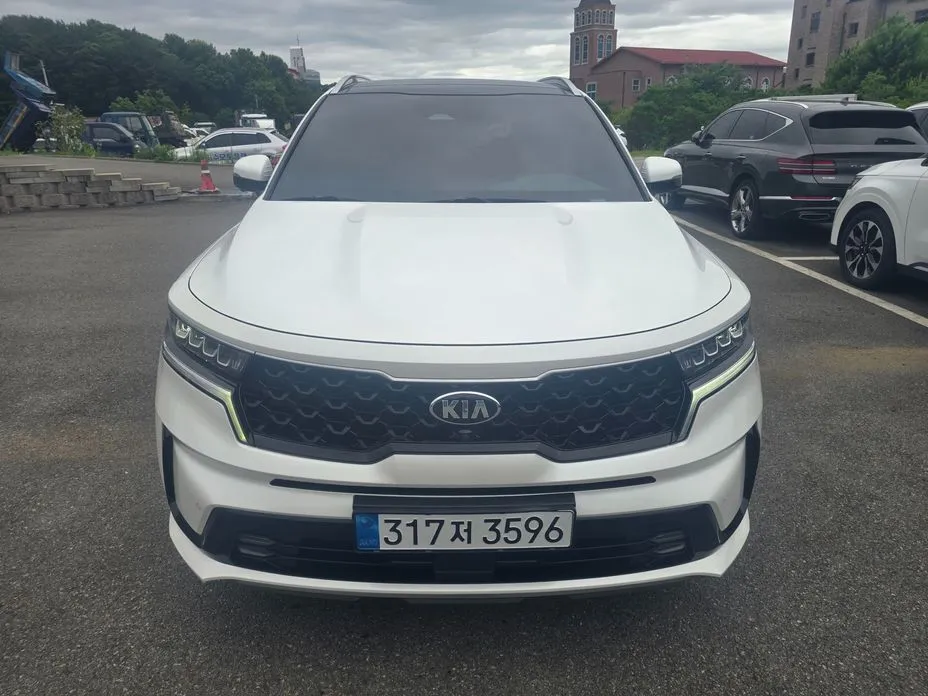 Kia Sorento — фото 1