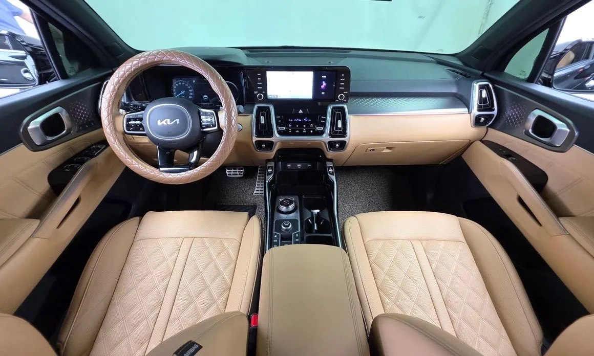 Kia Sorento — фото 7
