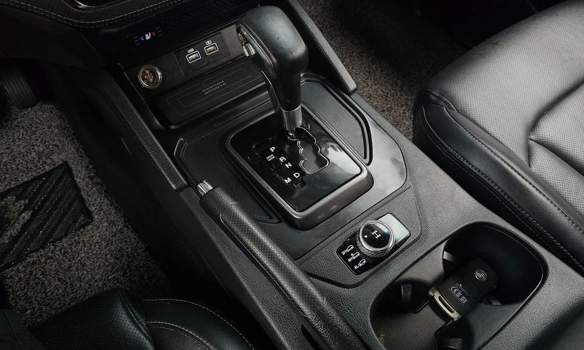 KG Mobility (Ssangyong) Rexton 2023 из KR, фото 9