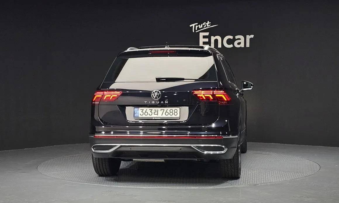 Volkswagen Tiguan — фото 4