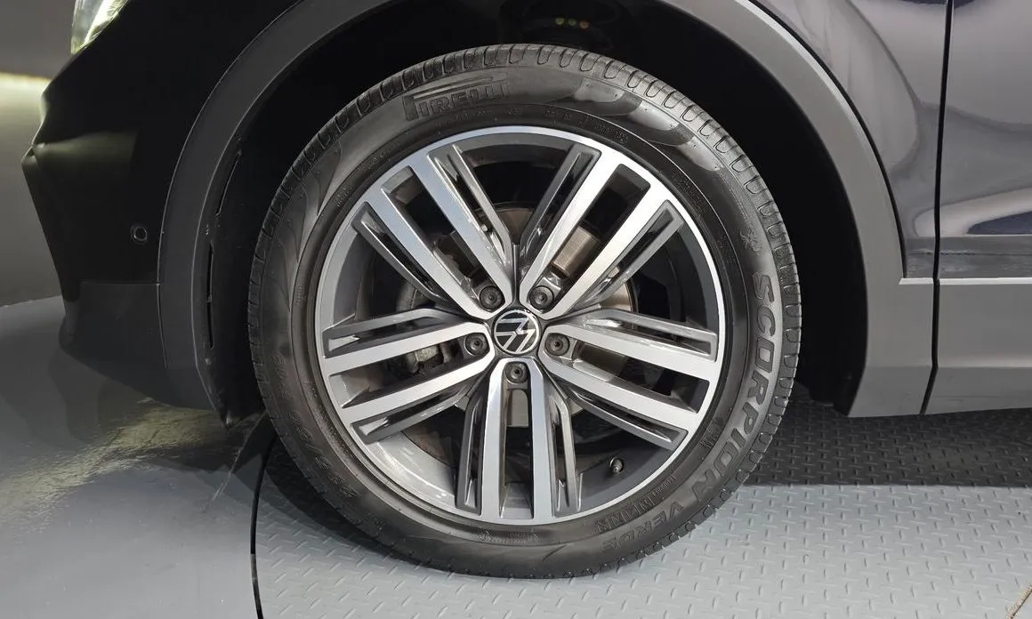 Volkswagen Tiguan — фото 6