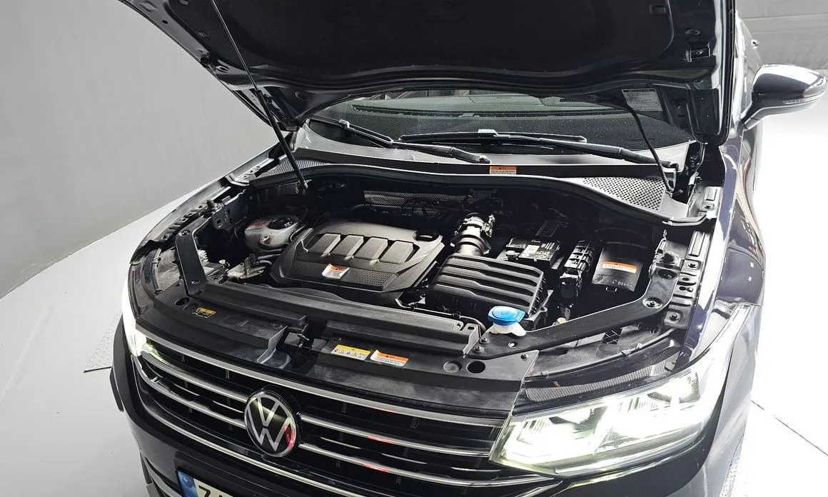 Volkswagen Tiguan — фото 9