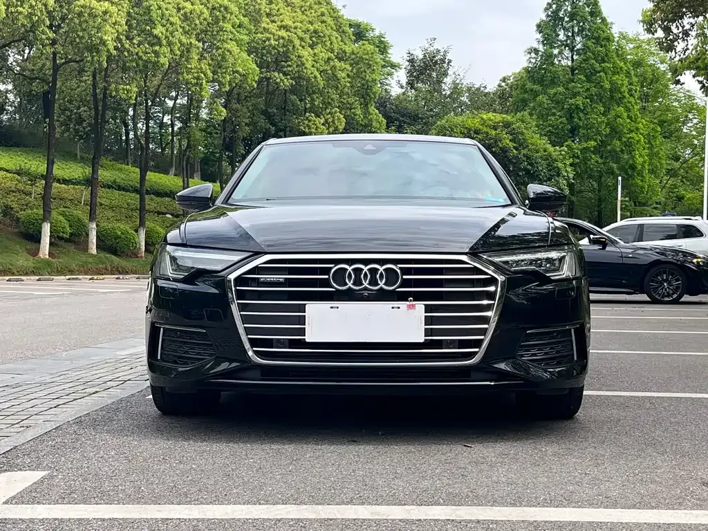 Audi A6L — фото 6