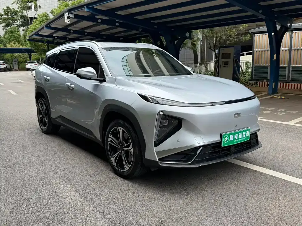 Geely Galaxy L7 — фото 10