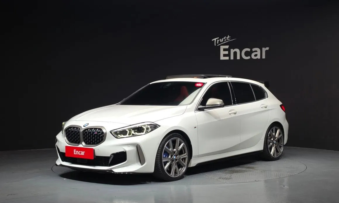BMW 1-Series M135i xDrive 1