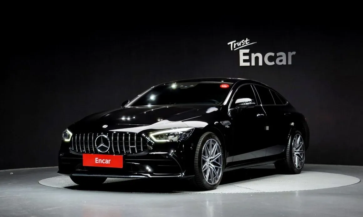 Mercedes-Benz AMG GT — фото 1