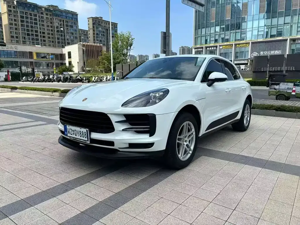 Porsche Macan — фото 1