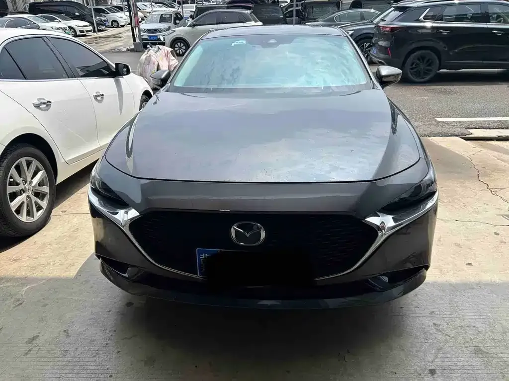 Mazda 3 Axela — фото 3
