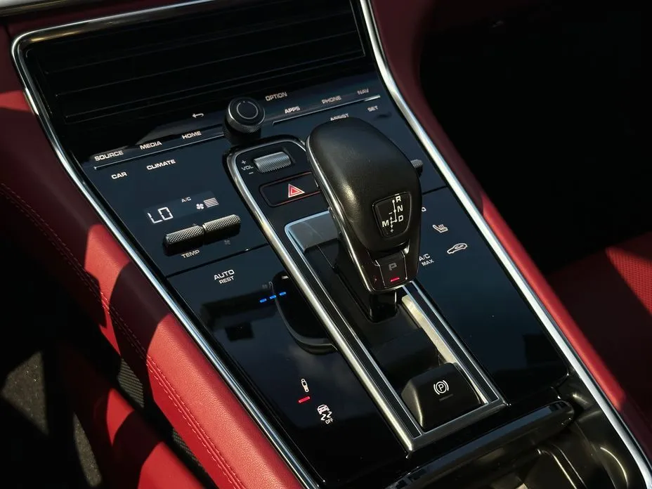 Porsche Panamera — фото 10