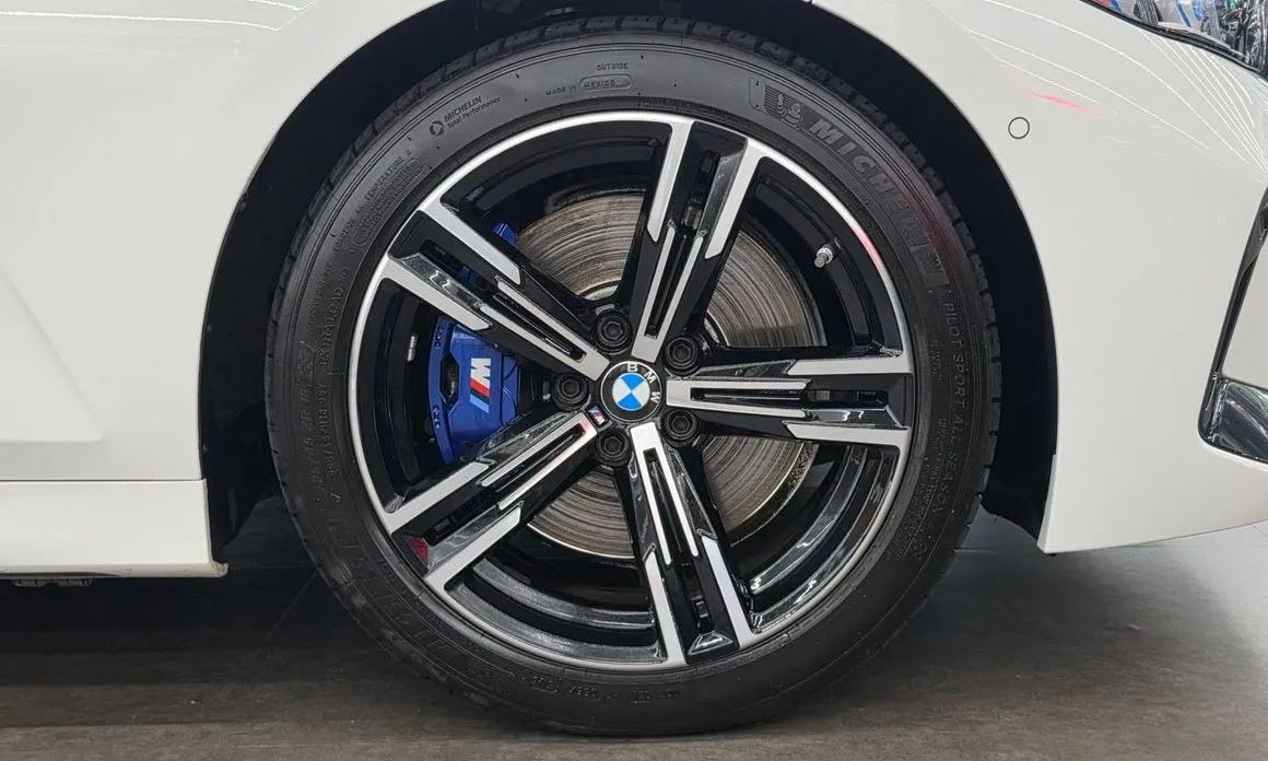 BMW 3-Series — фото 10