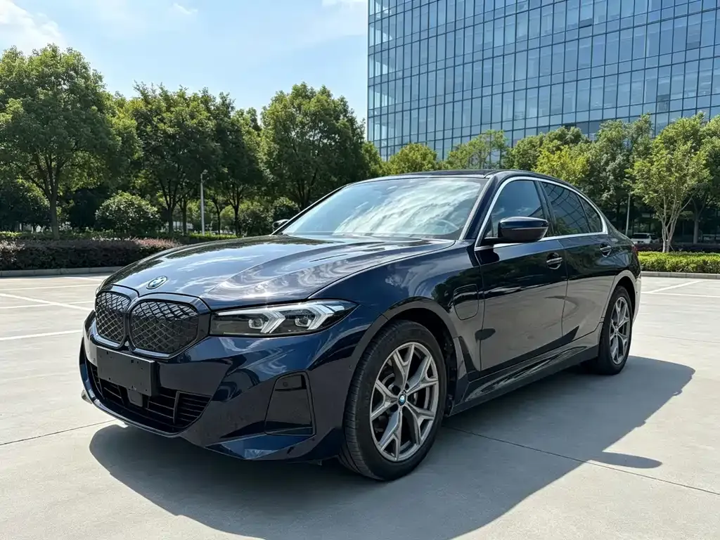 BMW i3 — фото 1