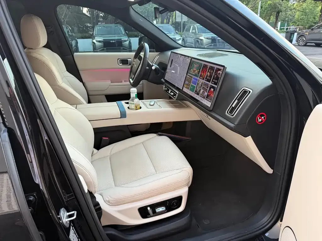 Li Auto L8 2023 из CN, фото 2