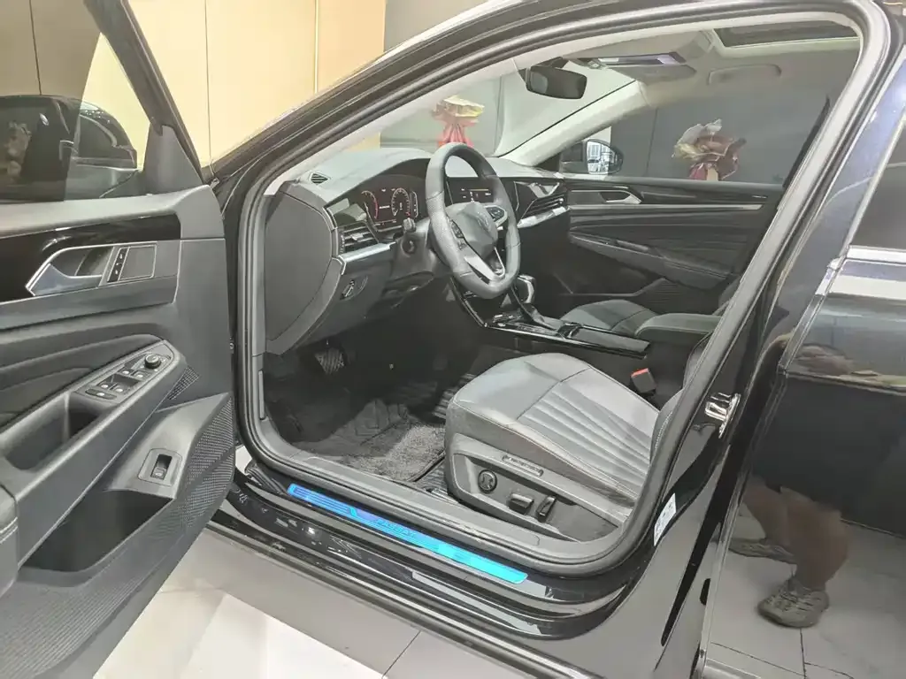 Volkswagen Passat — фото 3