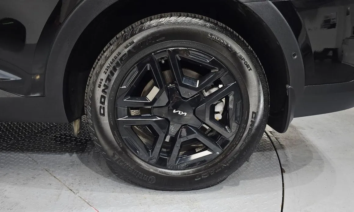 Kia Sorento — фото 7