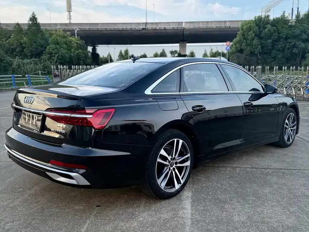 Audi A6L 2024 из CN, фото 8