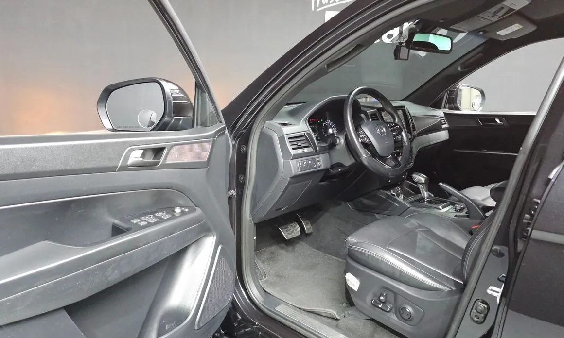 KG Mobility (Ssangyong) Rexton — фото 4