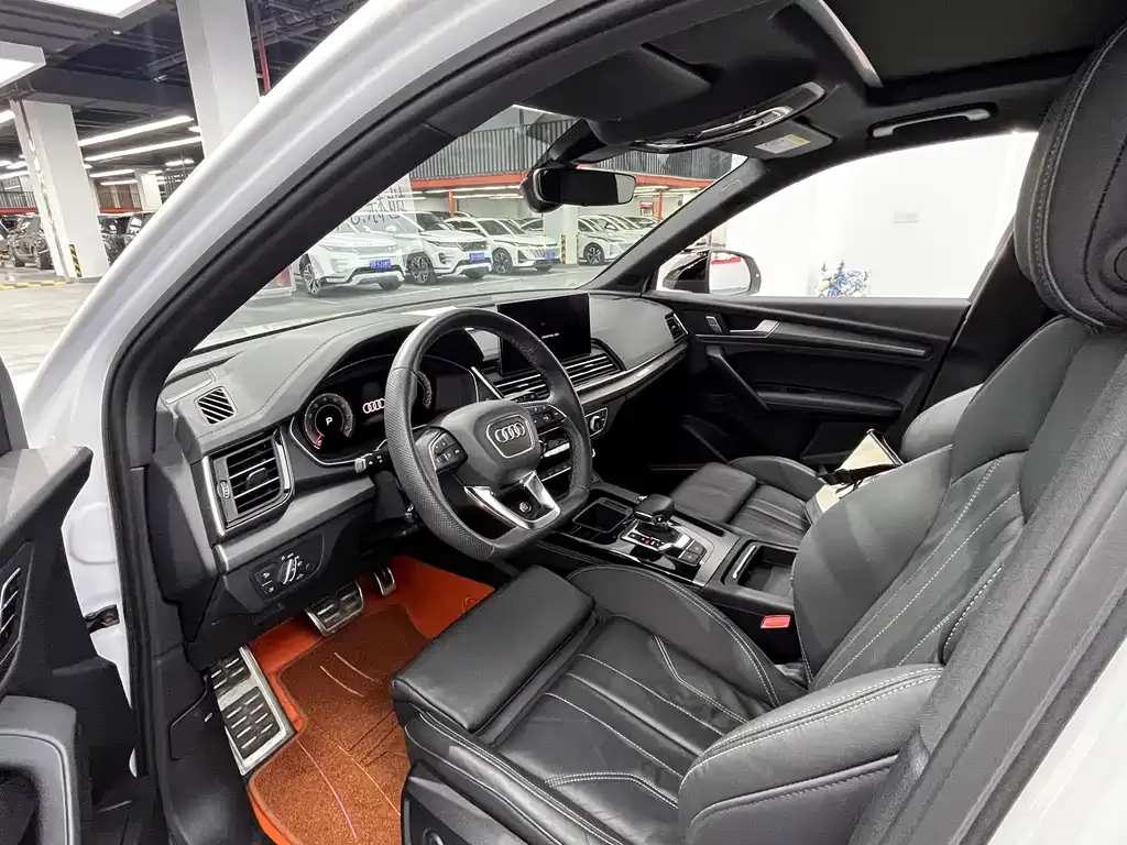 Audi Q5L 2024 из CN, фото 8