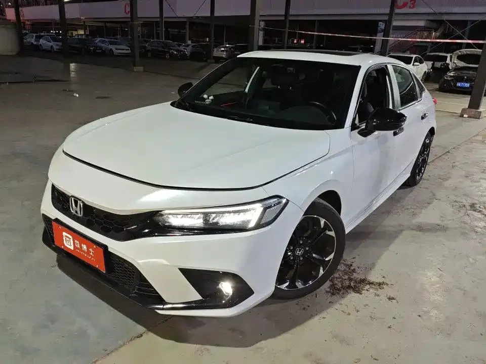 Honda Civic — фото 1