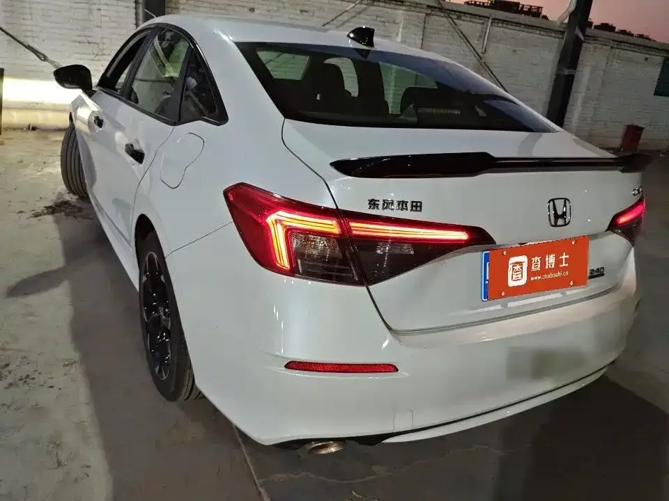 Honda Civic — фото 7