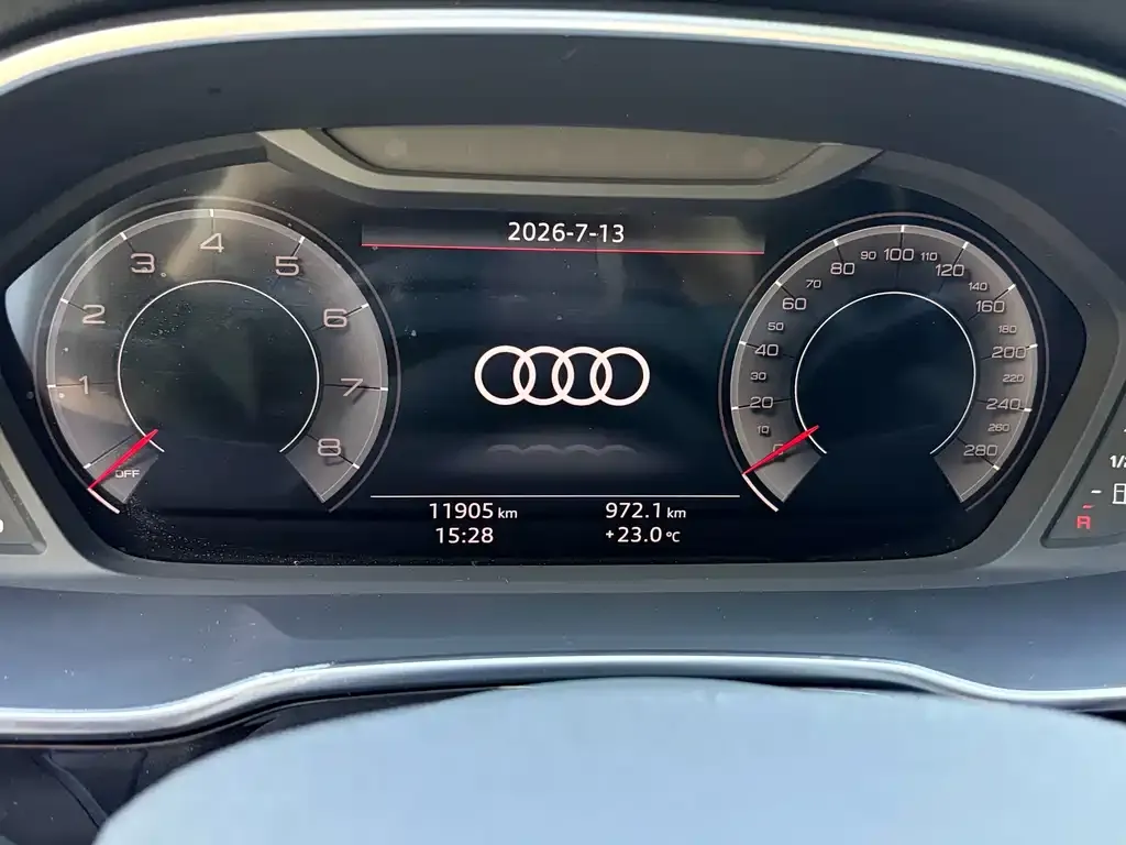 Audi Q3 — фото 2