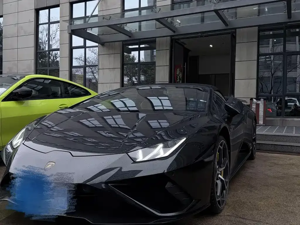 Lamborghini Huracan — фото 1