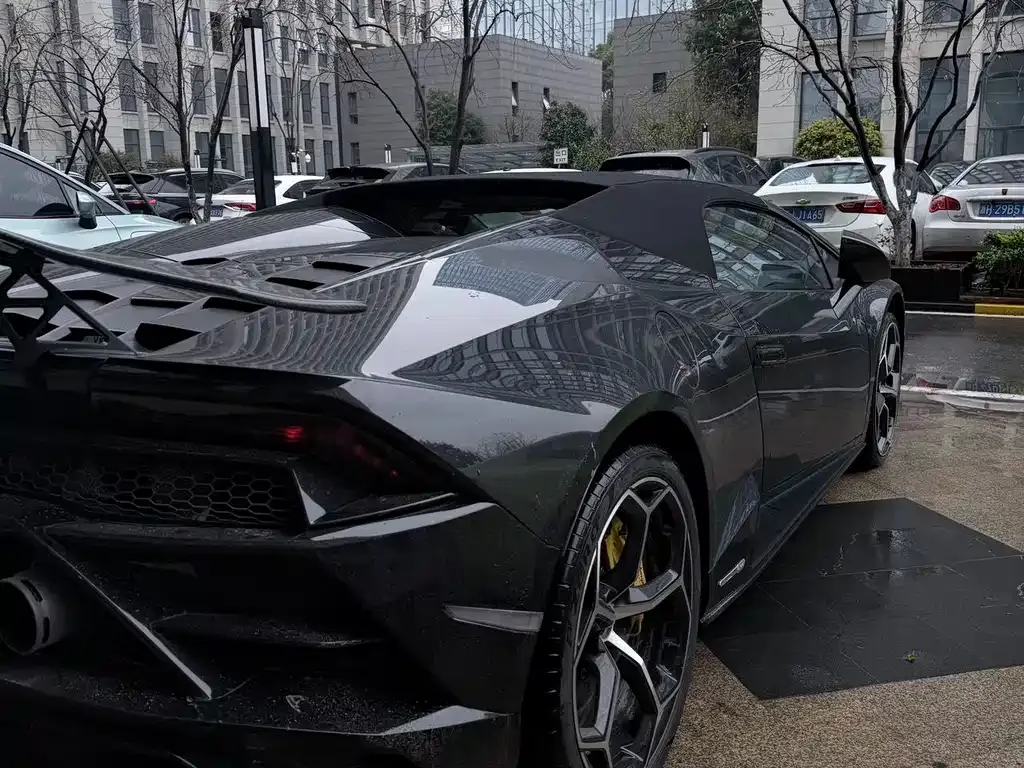 Lamborghini Huracan — фото 6