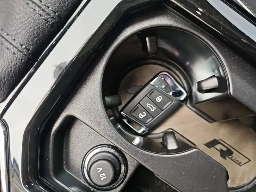 Volkswagen Passat — фото 10