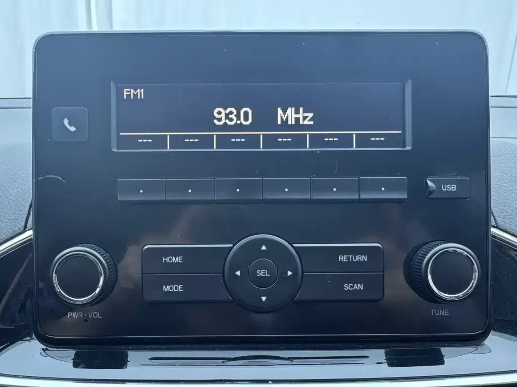 Toyota Yaris L — фото 7
