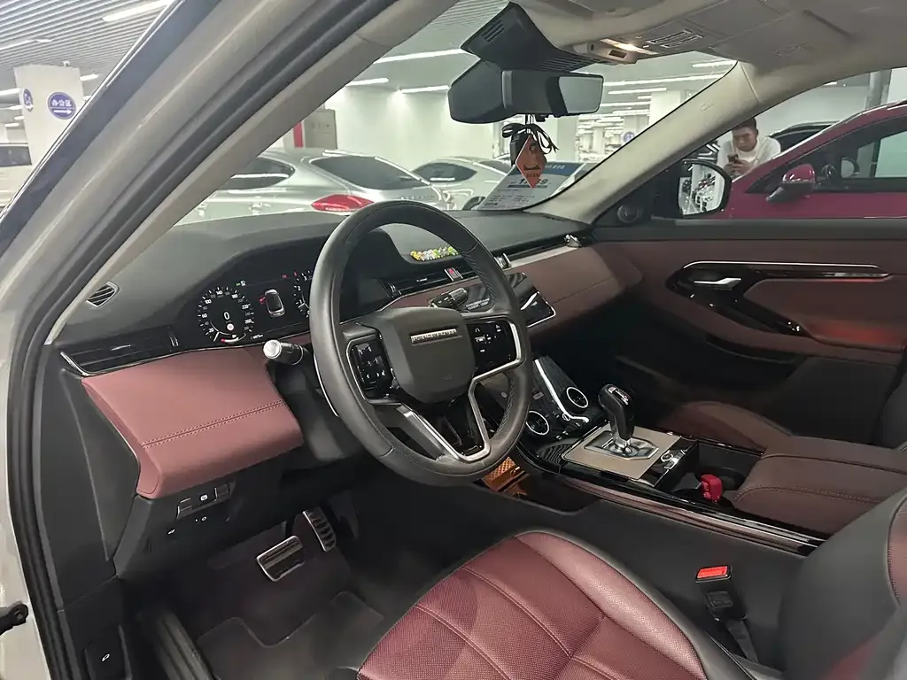 Land Rover Evoque — фото 9