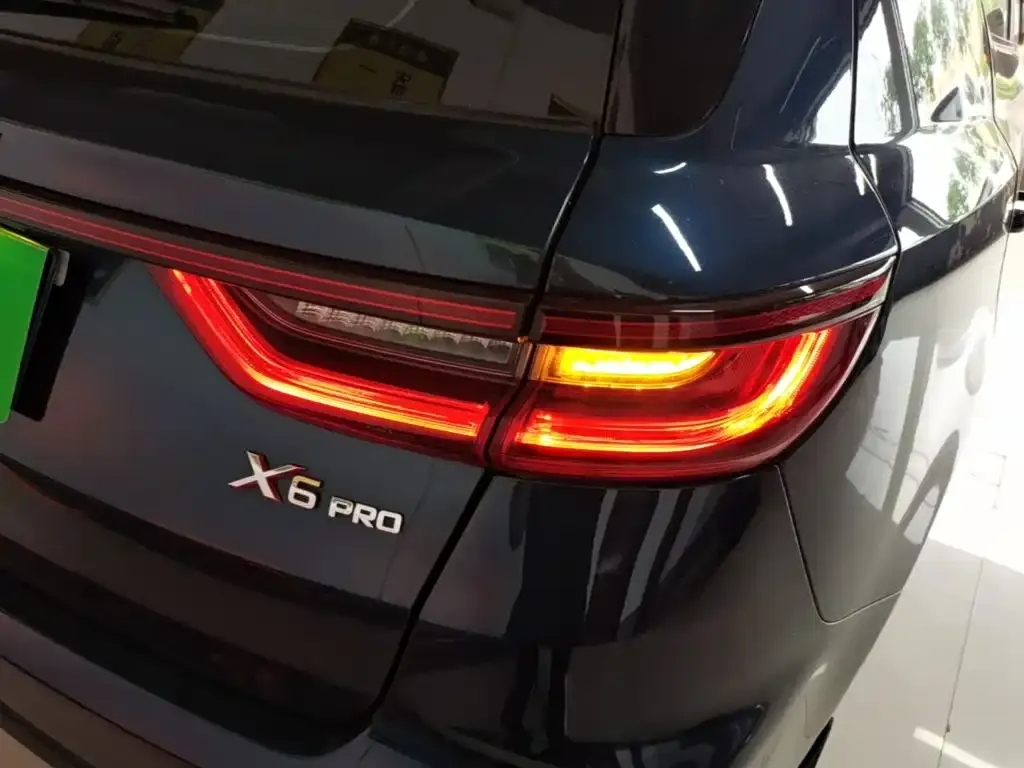 Geely Vision X6 — фото 3