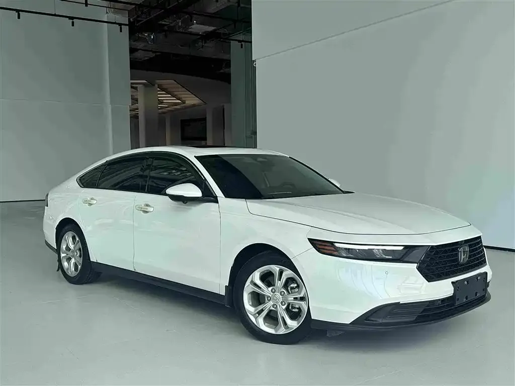 Honda Accord — фото 2