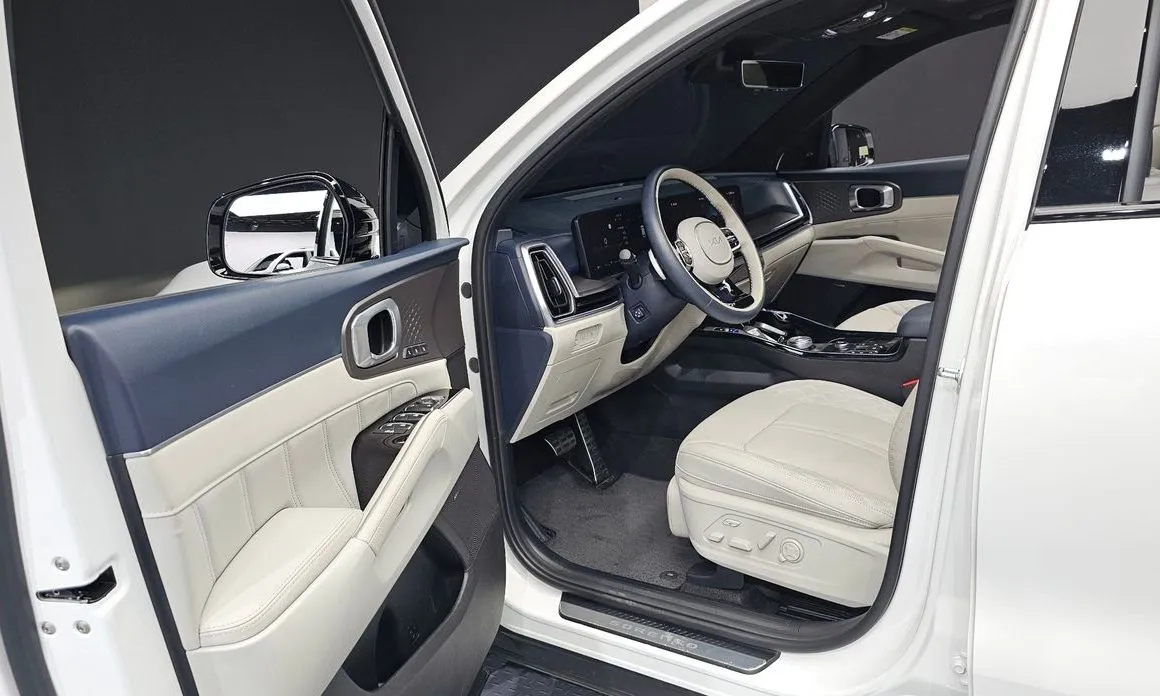Kia Sorento — фото 10