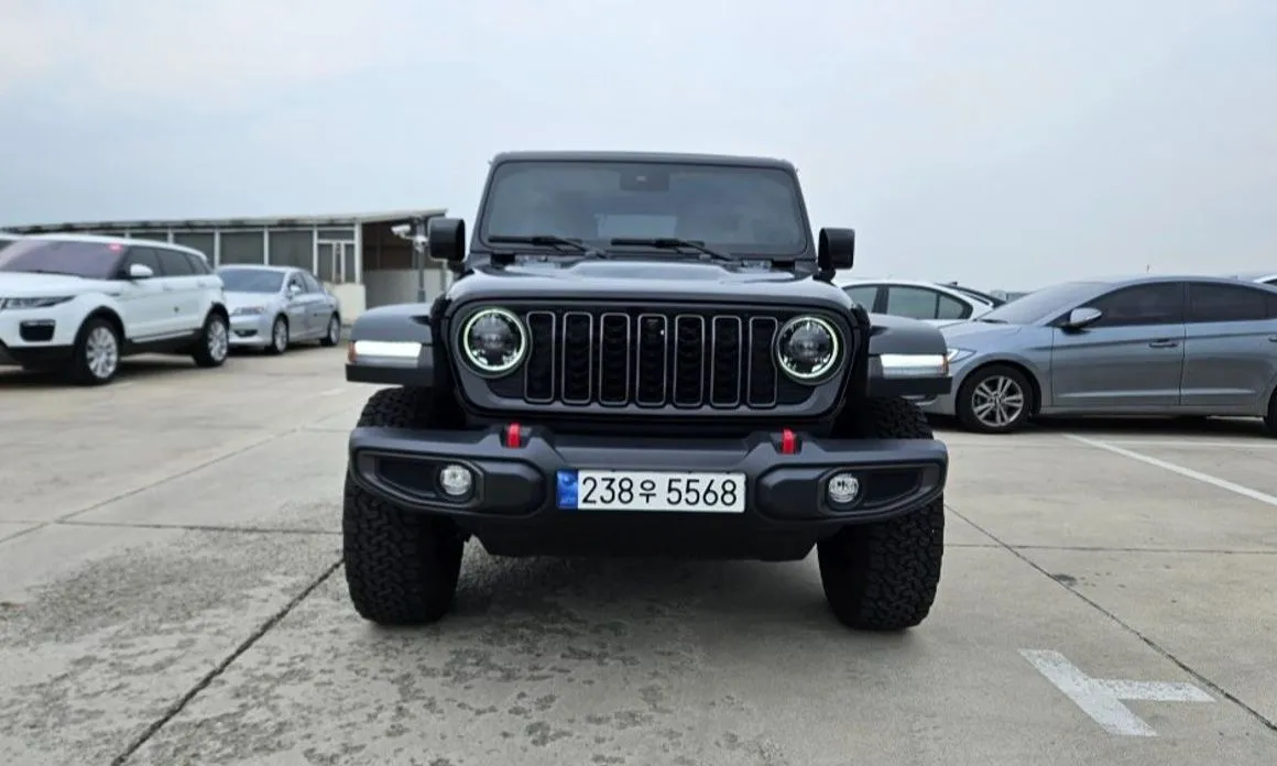 Jeep Wrangler — фото 8