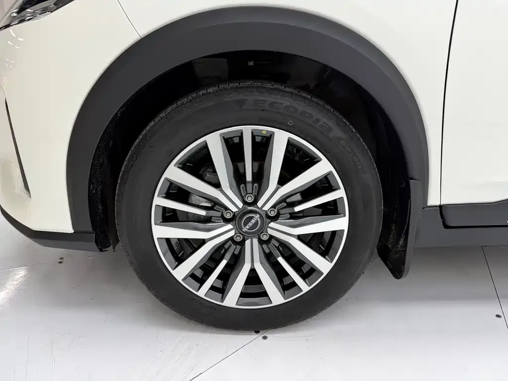 Nissan Kicks — фото 5